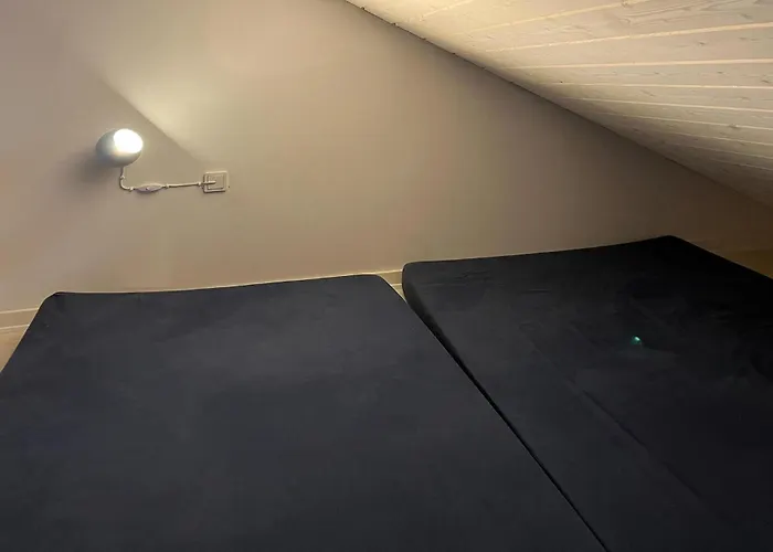 In With Outdoor Swimming Pool Сasa de vacaciones